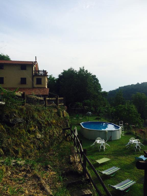 Agriturismo La Taverna Del Nonno Borzonasca Exteriör bild